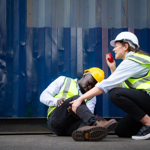 Cómo implementar salud ocupacional para proteger equipos y evitar multas